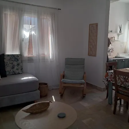Daire Asprocyclia House *